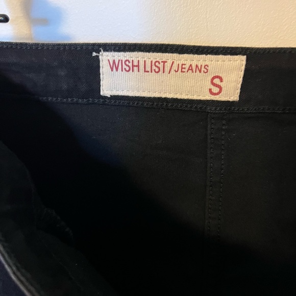 Lime Lush - Black Button Up Denim Skirt - Picture 3 of 3